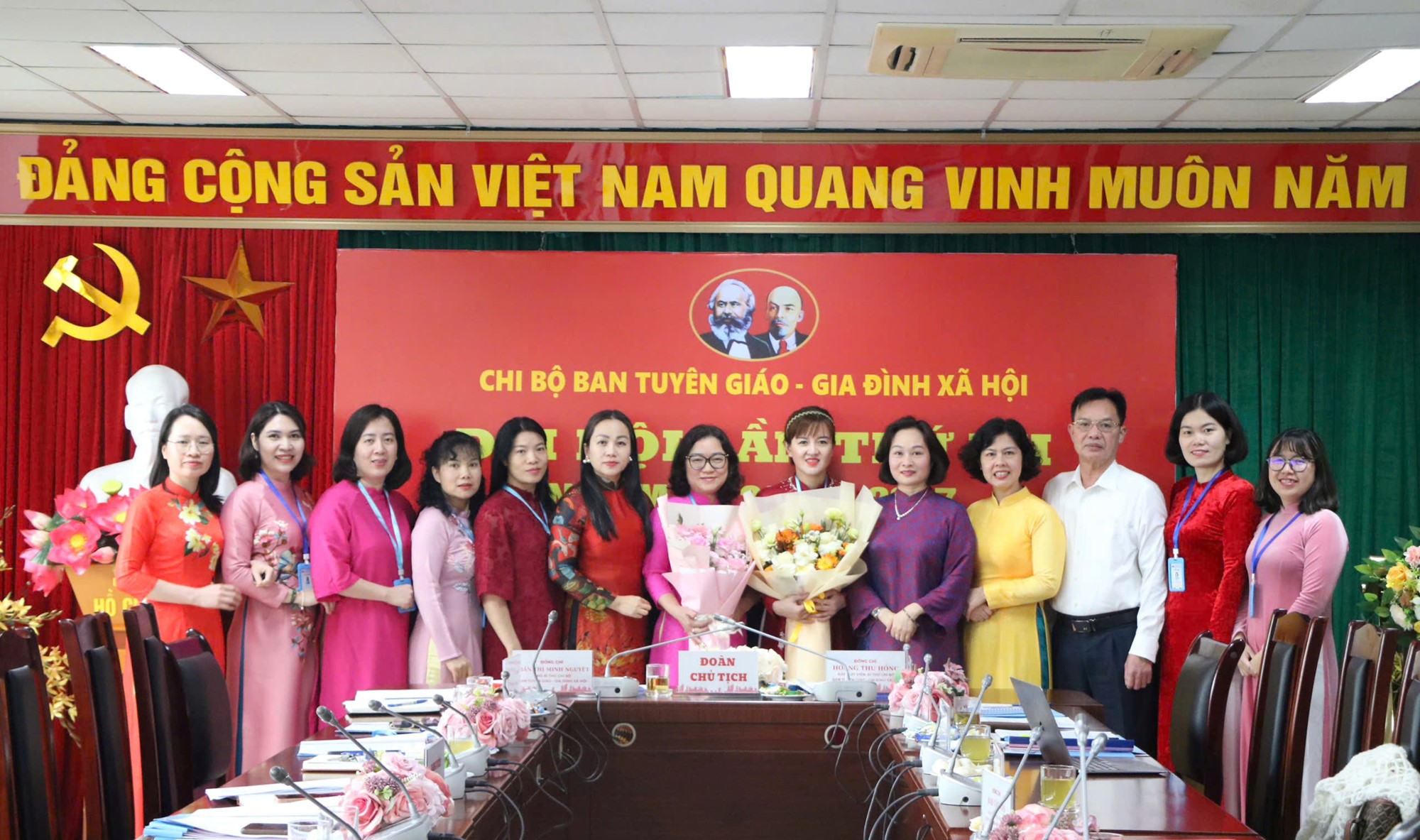 Đại hội Chi bộ Ban Tuyên giáo - Gia đình xã hội nhiệm kỳ 2025-2027 thành công tốt đẹp - ảnh 6