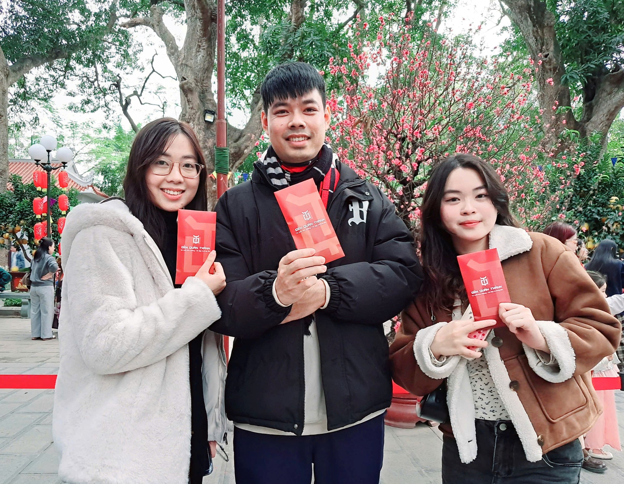 Đền Quán Thánh- điểm đến đặc sắc tại “Quận văn hóa của Thủ đô văn hiến” - ảnh 9