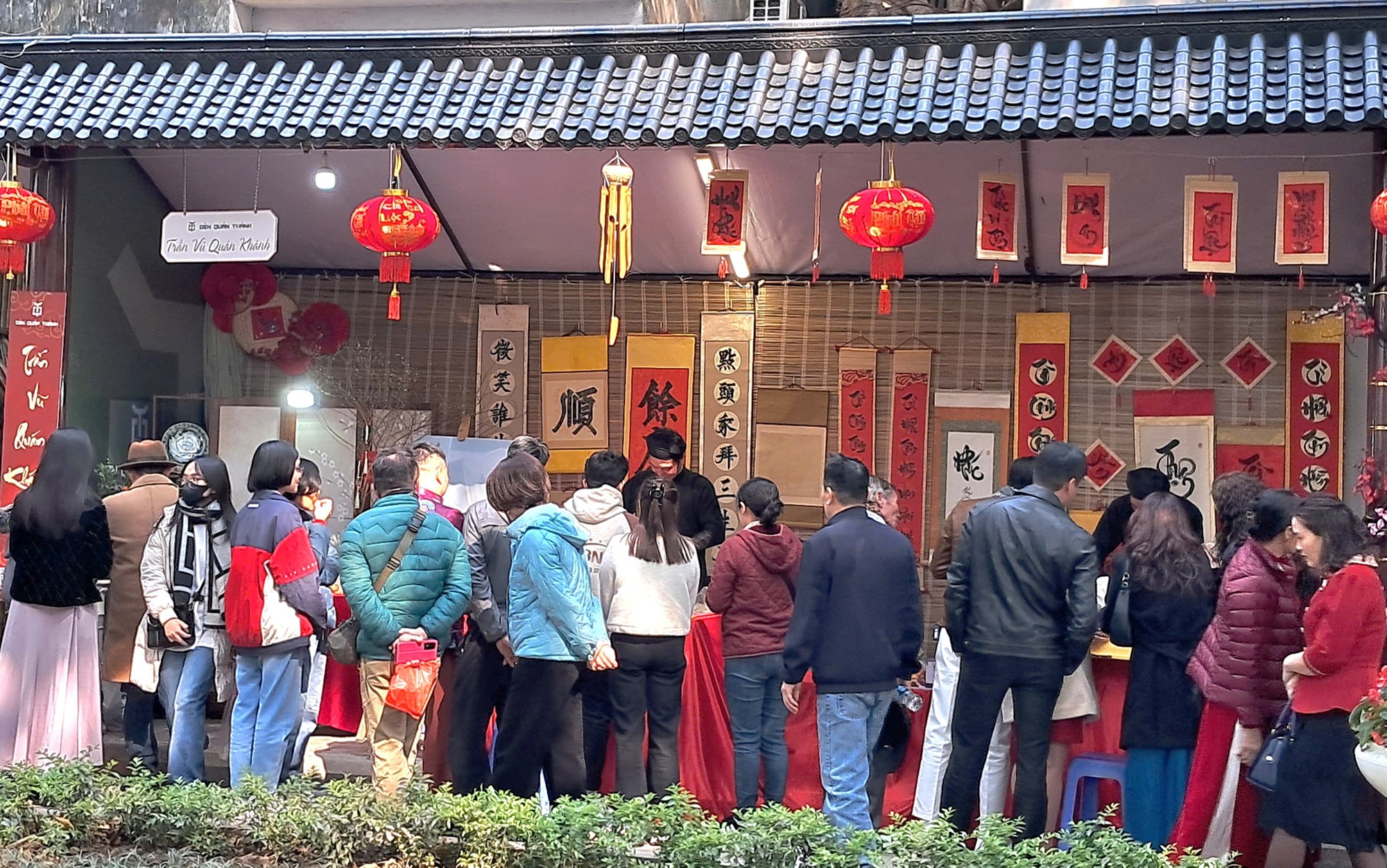 Đền Quán Thánh- điểm đến đặc sắc tại “Quận văn hóa của Thủ đô văn hiến” - ảnh 10