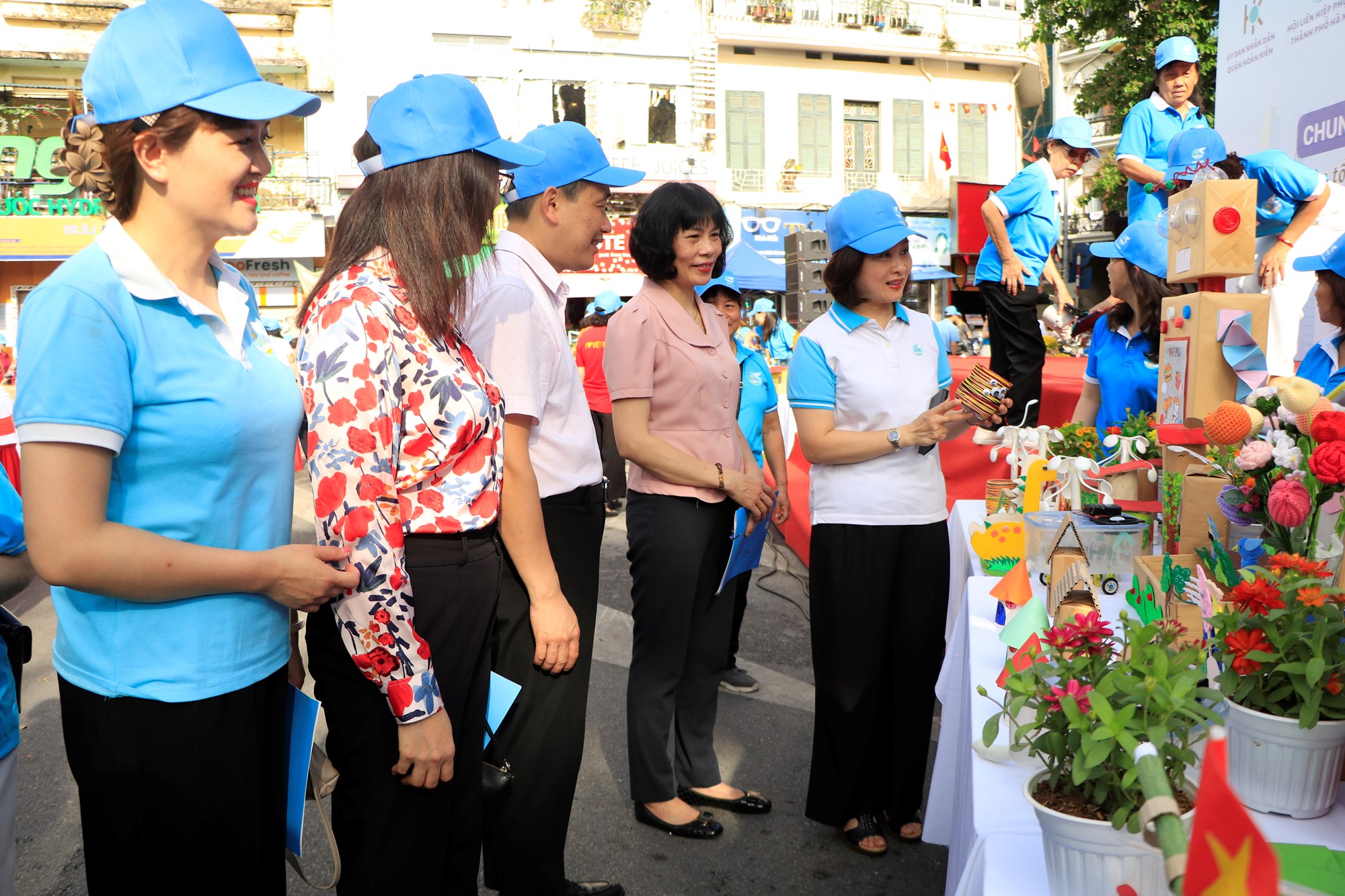 Mỗi phụ nữ là một tuyên truyền viên, lan tỏa thông điệp, hành động đẹp trong bảo vệ môi trường - ảnh 4