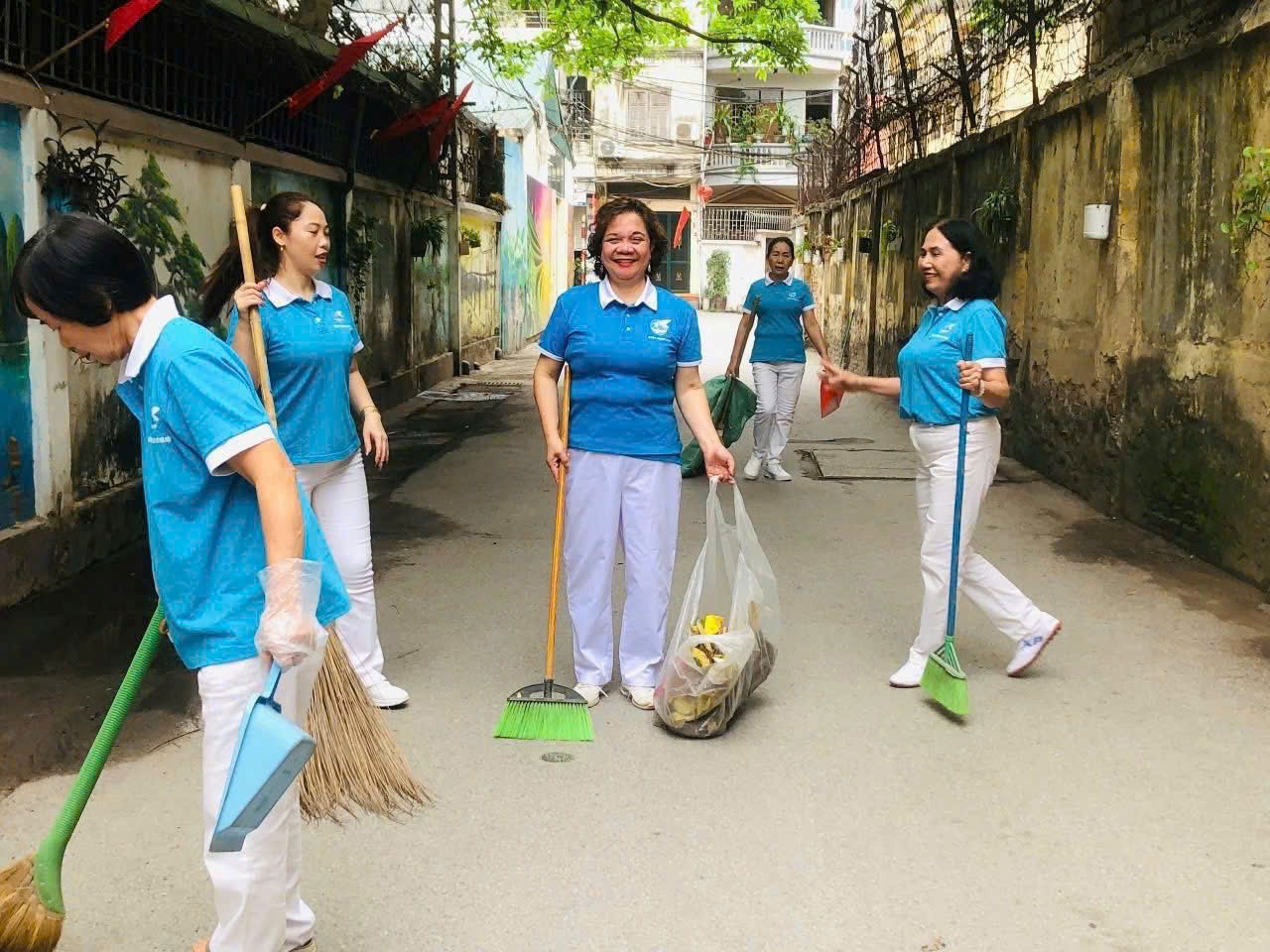 “Ngày cuối tuần xanh” của phụ nữ Hà Nội - ảnh 6