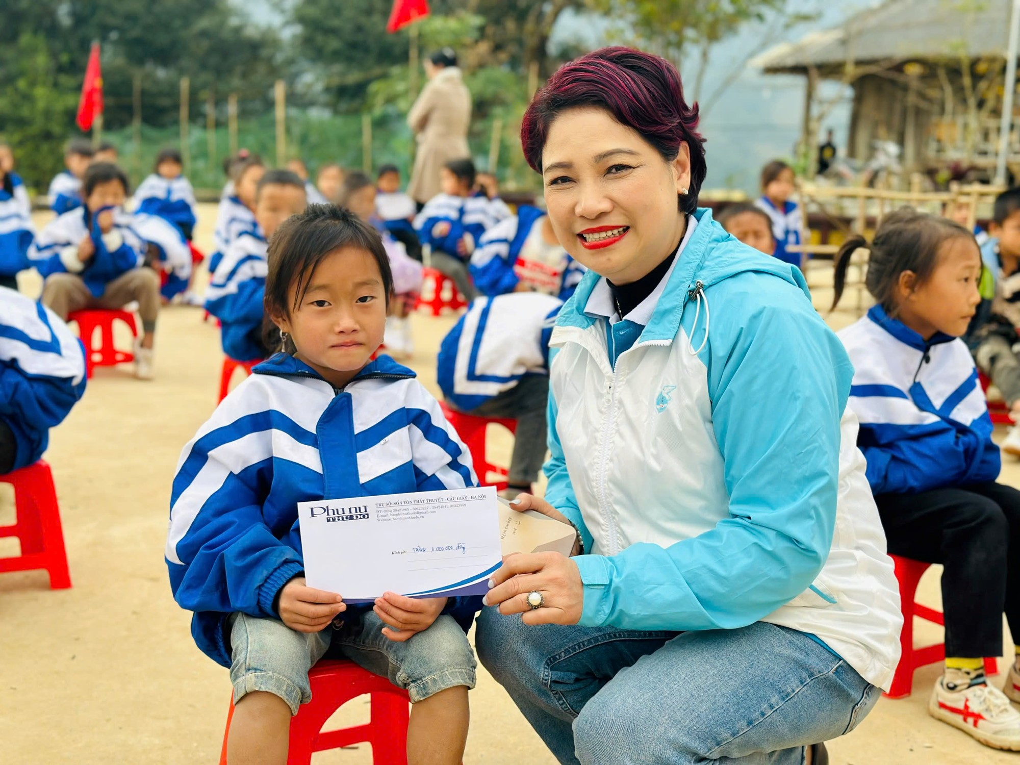 Phụ nữ Hà Nội với hành trình nghĩa tình biên giới - ảnh 8