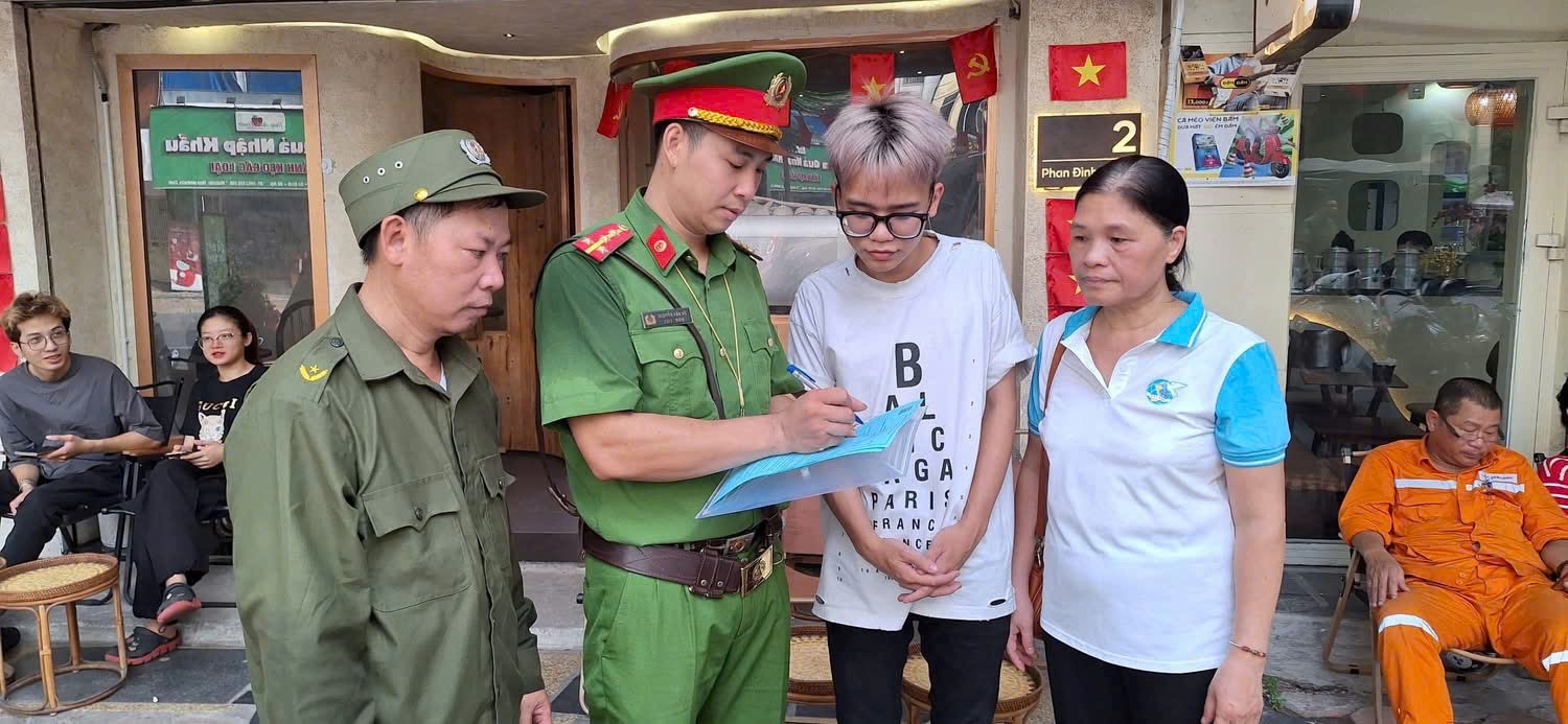 Ra quân cao điểm thực hiện phong trào “Sáng-Xanh-Sạch-Đẹp”  - ảnh 10