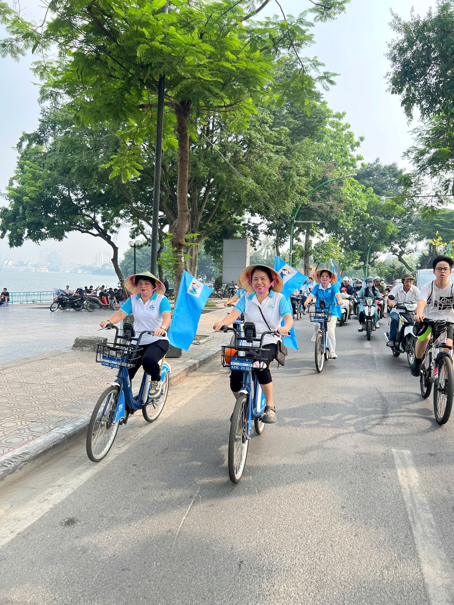 Hội LHPN phường Ba Đình: Lan tỏa lối sống xanh từ “tuyến phố không rác 24h”. - ảnh 9
