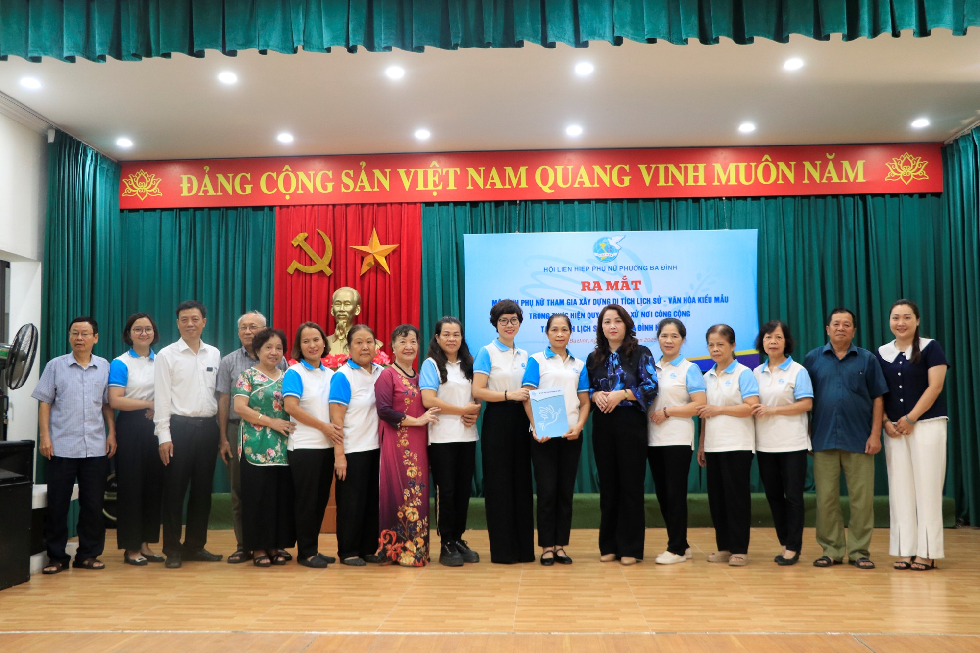 Ra mắt mô hình “Phụ nữ tham gia xây dựng di tích lịch sử-văn hóa kiểu mẫu” tại di tích Đình Ngọc Hà - ảnh 6