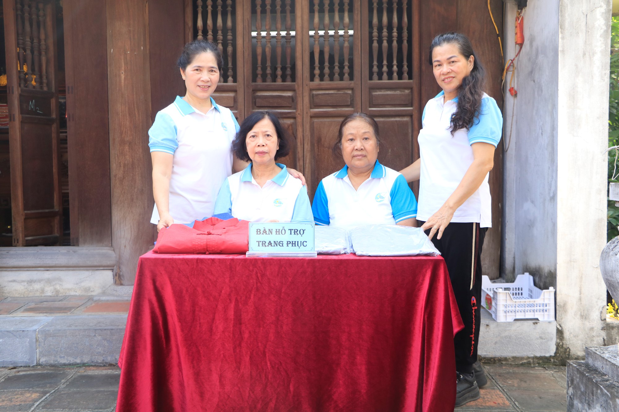 Ra mắt mô hình “Phụ nữ tham gia xây dựng di tích lịch sử-văn hóa kiểu mẫu” tại di tích Đình Ngọc Hà - ảnh 8