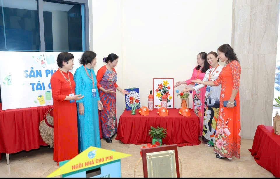 “Không gian xanh” tạo điểm nhấn tại Đại hội đại biểu phụ nữ phường Ngọc Hà  - ảnh 4