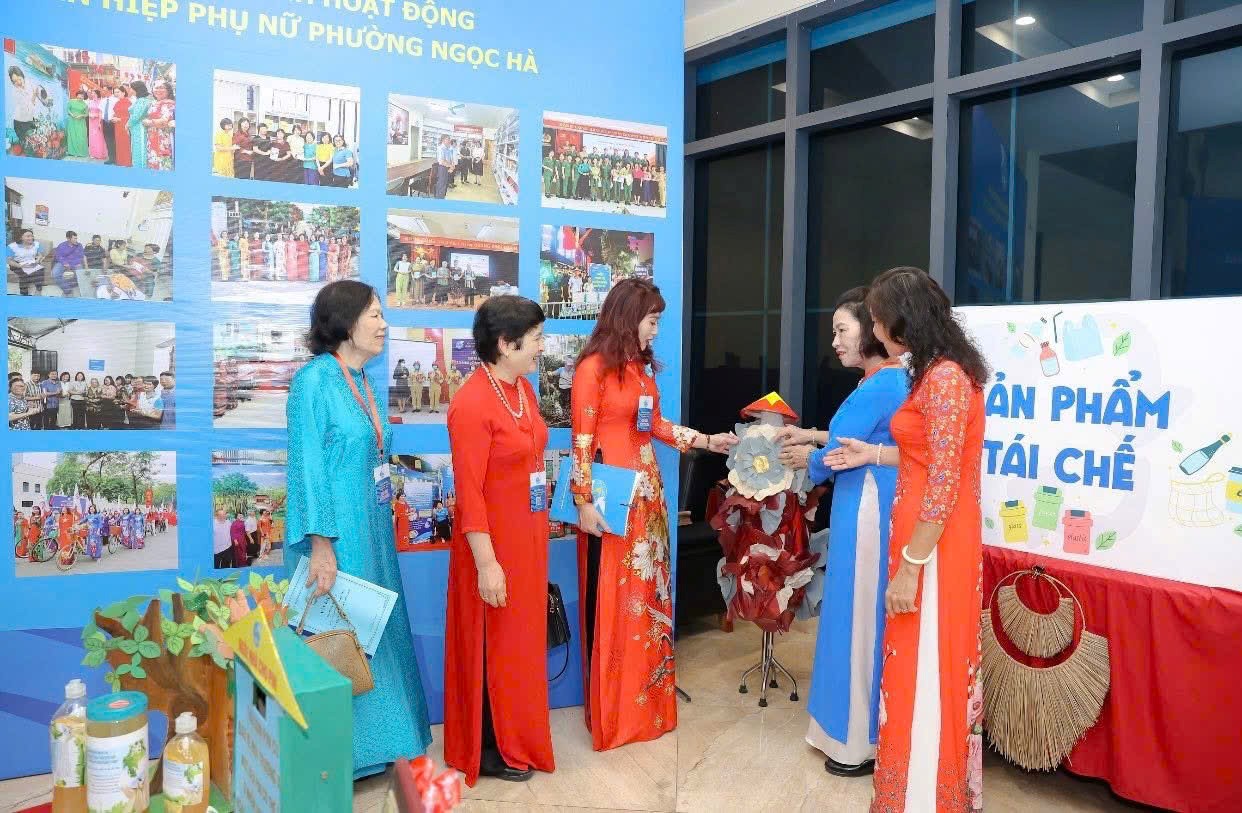 “Không gian xanh” tạo điểm nhấn tại Đại hội đại biểu phụ nữ phường Ngọc Hà  - ảnh 3
