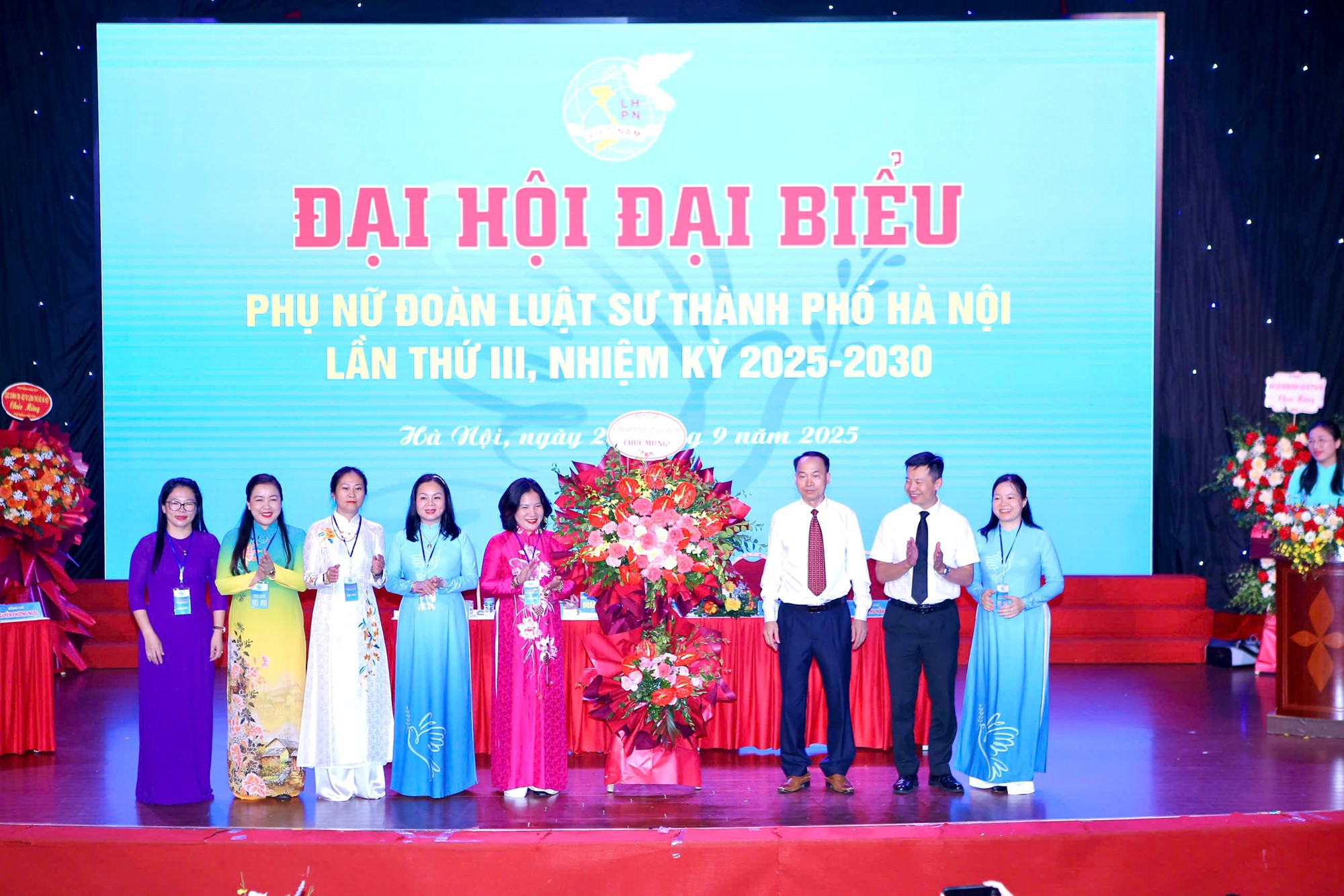 Hội Phụ nữ Đoàn Luật sư TP Hà Nội- mái nhà chung ấm áp, nghĩa tình của mỗi nữ luật sư Thủ đô - ảnh 6