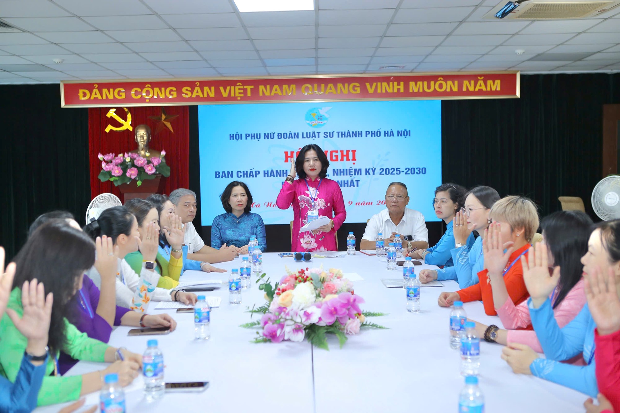 Hội Phụ nữ Đoàn Luật sư TP Hà Nội- mái nhà chung ấm áp, nghĩa tình của mỗi nữ luật sư Thủ đô - ảnh 10