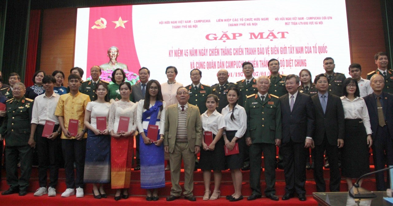 Gặp gỡ, tri ân và vun đắp mối quan hệ Việt Nam - Campuchia phát triển tốt đẹp - ảnh 17