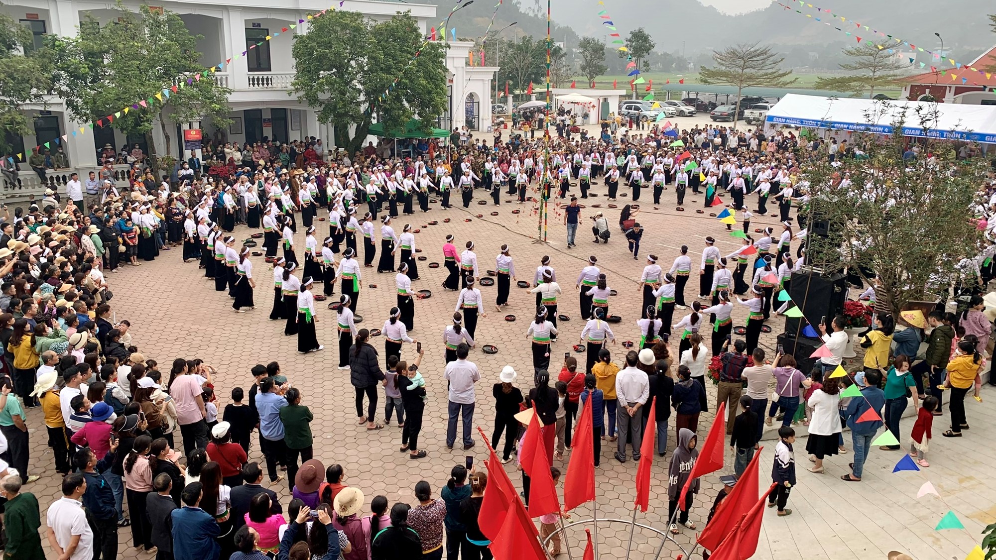 Độc đáo không gian văn hóa dân tộc Mường, xã Tiến Xuân, huyện Thạch Thất - ảnh 6