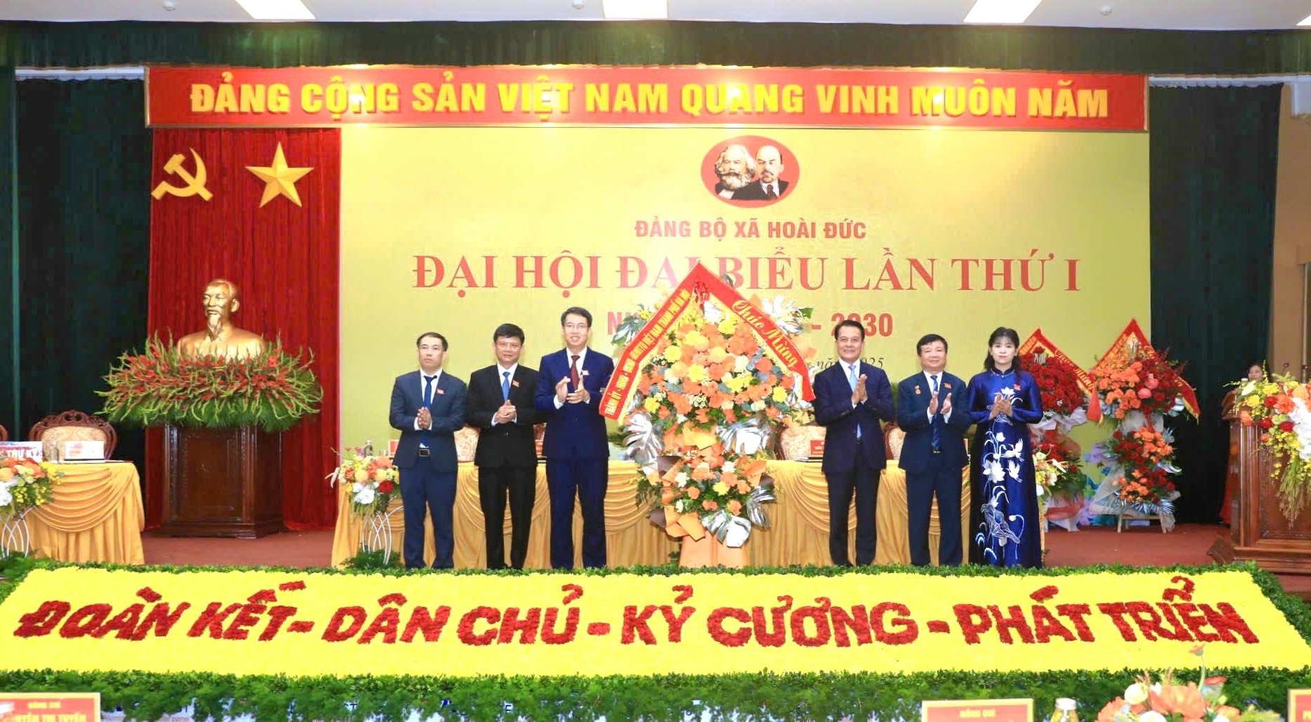 Xây dựng xã Hoài Đức trở thành phường giàu đẹp, văn minh, hạnh phúc - ảnh 5