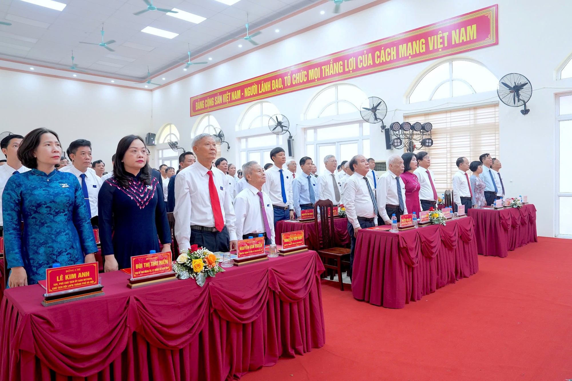 Phát huy nội lực, đoàn kết xây dựng Ứng Thiên phát triển vững mạnh, toàn diện - ảnh 2