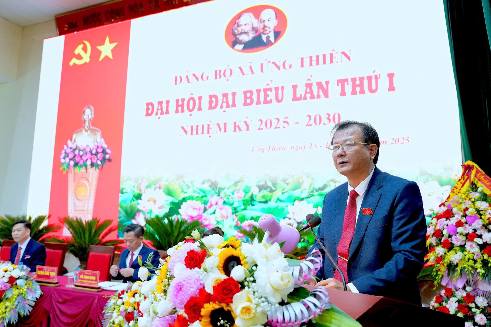 Phát huy nội lực, đoàn kết xây dựng Ứng Thiên phát triển vững mạnh, toàn diện - ảnh 5