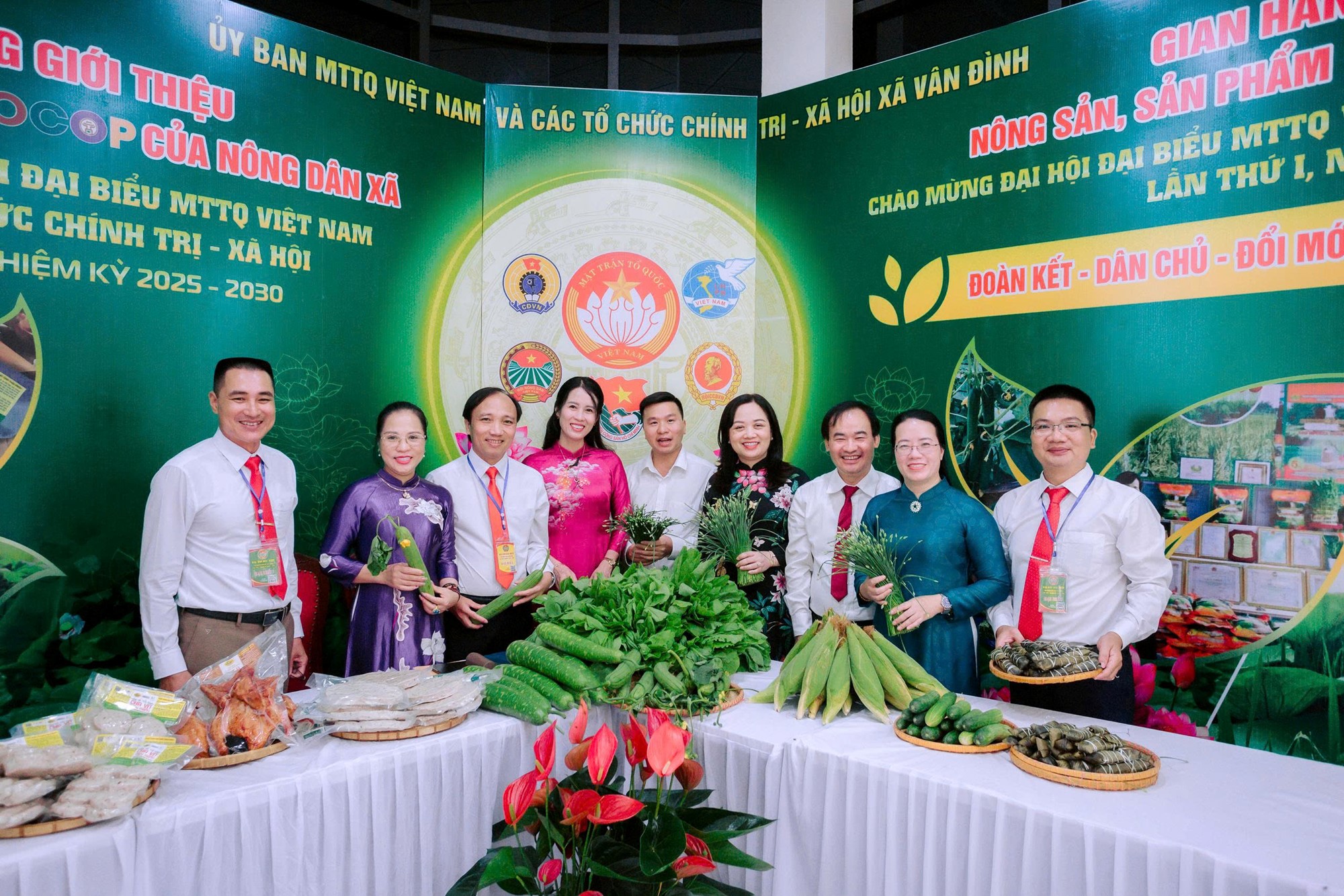 Nông dân Vân Đình phát triển mô hình du lịch độc đáo, kết hợp nông nghiệp và làng nghề - ảnh 7