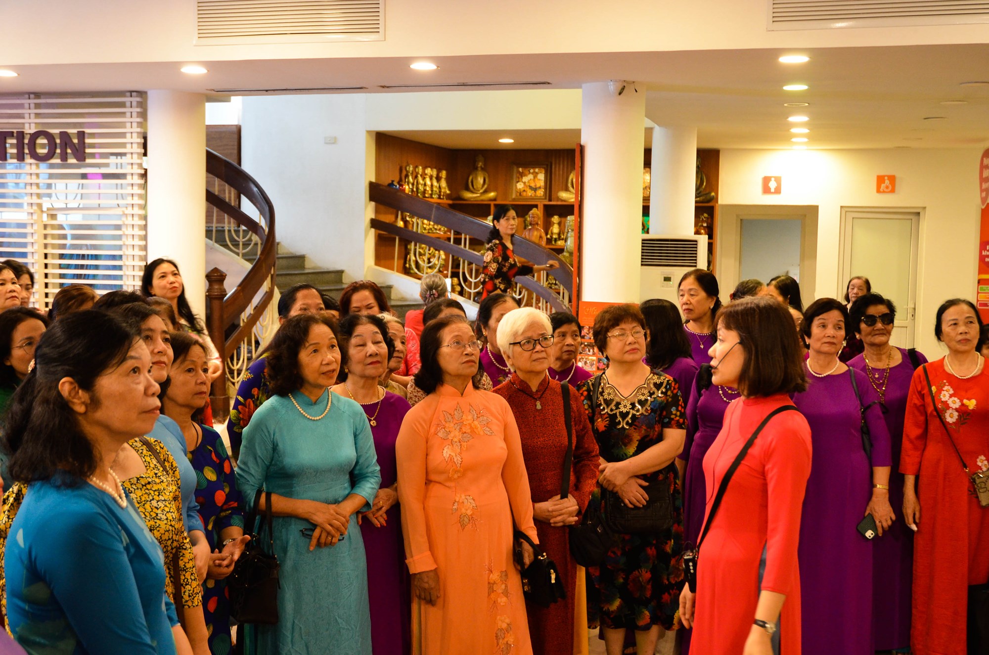 Câu lạc bộ Phụ nữ Thủ đô tổ chức tham quan Bảo tàng phụ nữ Việt Nam - ảnh 1
