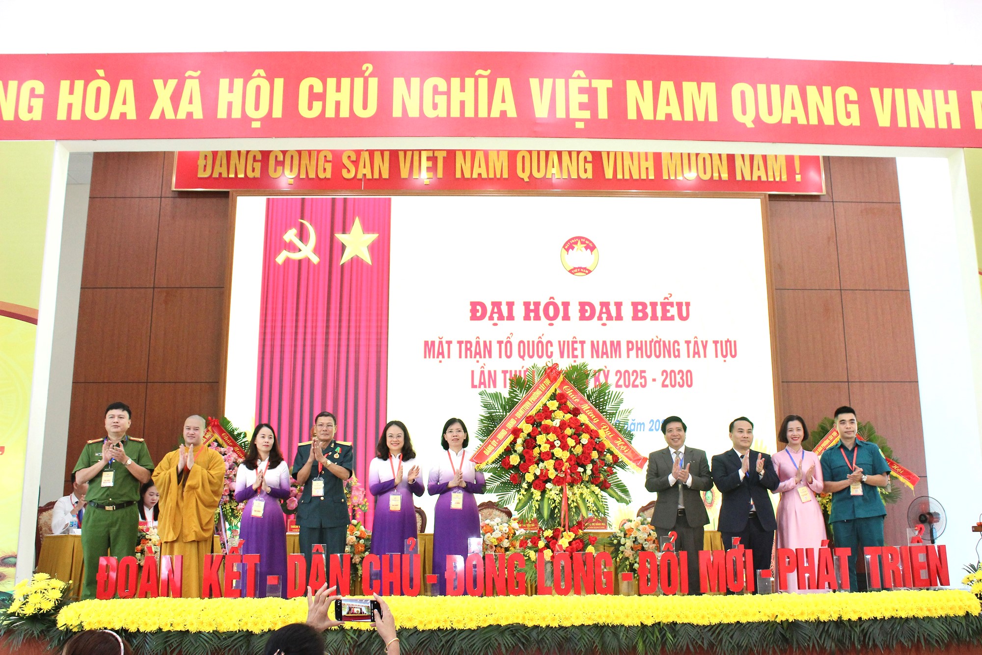Mặt trận tổ quốc Việt Nam phường Tây Tựu: Cầu nối quan trọng giữa Đảng, chính quyền và nhân dân - ảnh 12