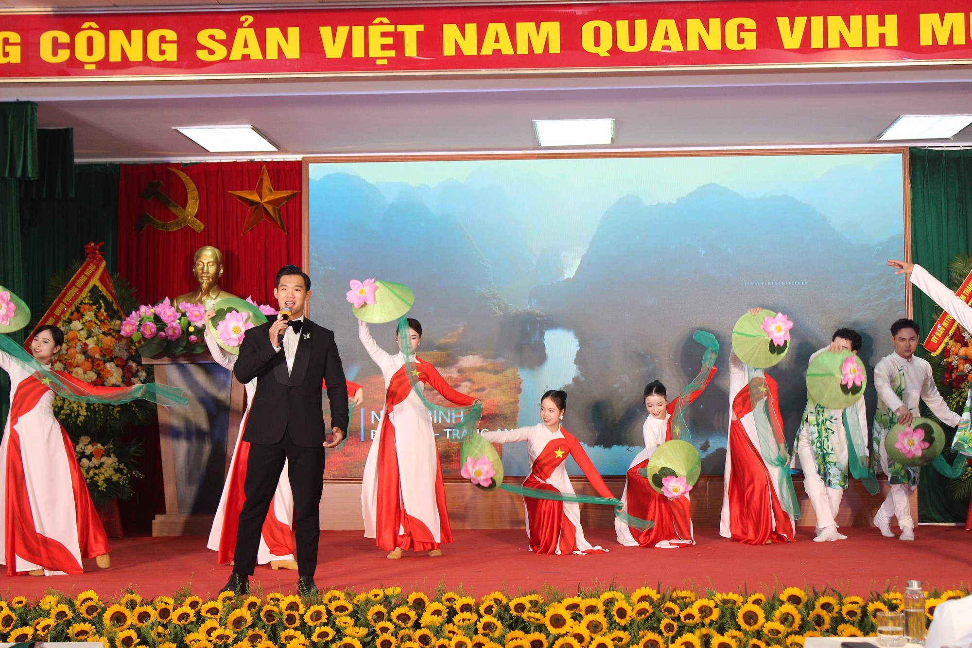  Mặt trận tổ quốc phường Đông Ngạc đẩy mạnh chuyển đổi số, triển khai hiệu quả ứng dụng “Mặt trận số” - ảnh 1