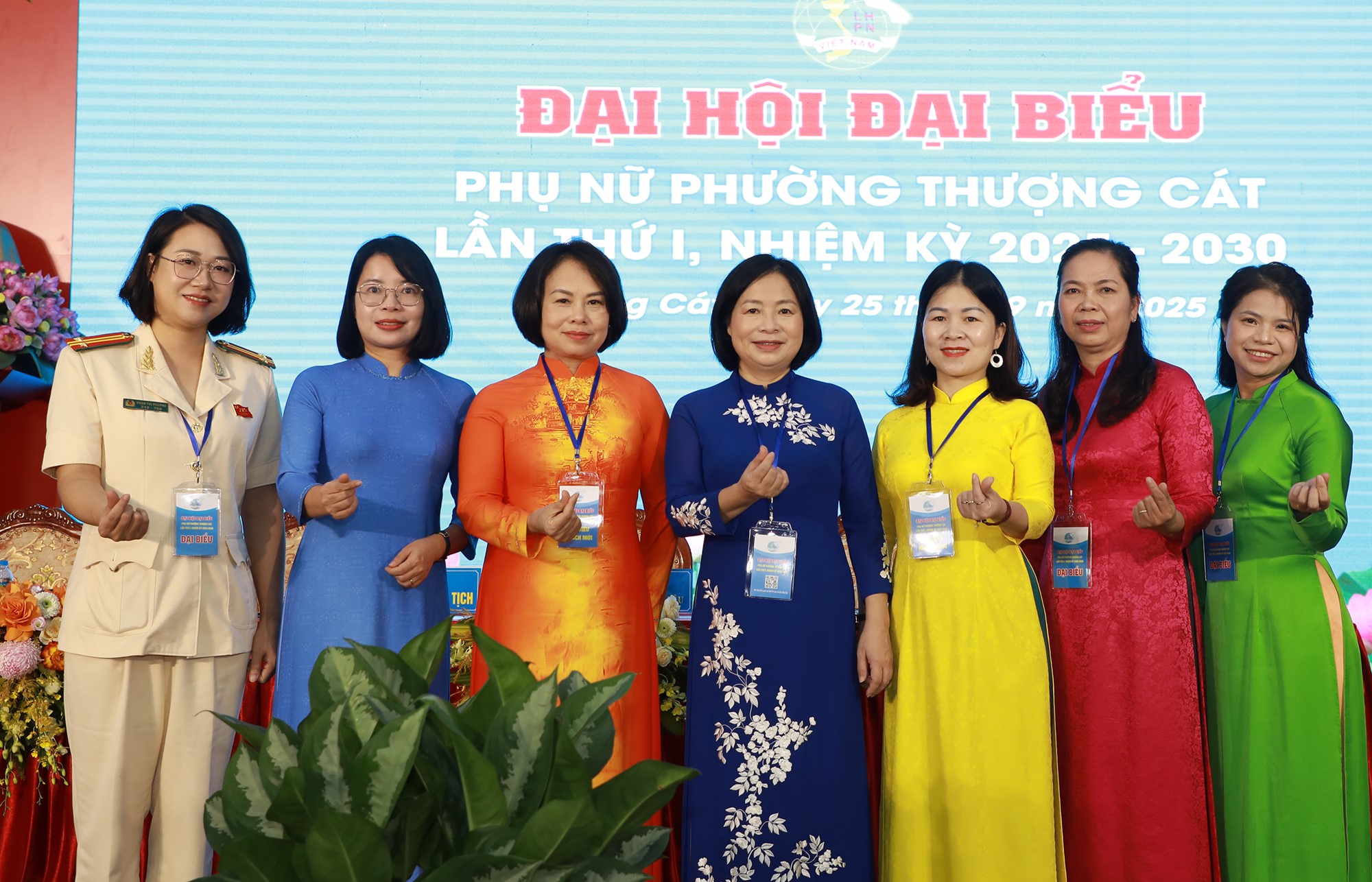 Phụ nữ phường Thượng Cát tiên phong, nhạy bén, có tư duy mới, làm chủ công nghệ số - ảnh 11