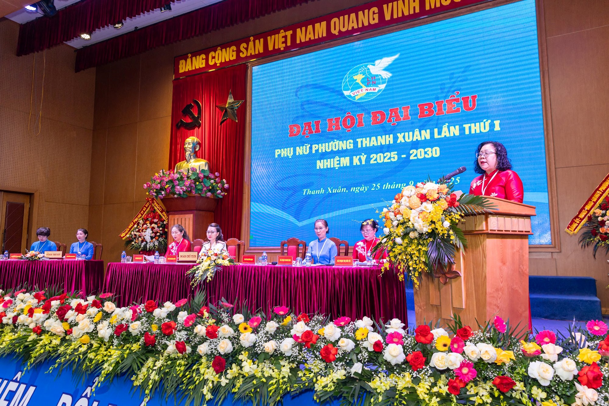 Phụ nữ Thanh Xuân thanh lịch, trí tuệ, sáng tạo, bản lĩnh - ảnh 4