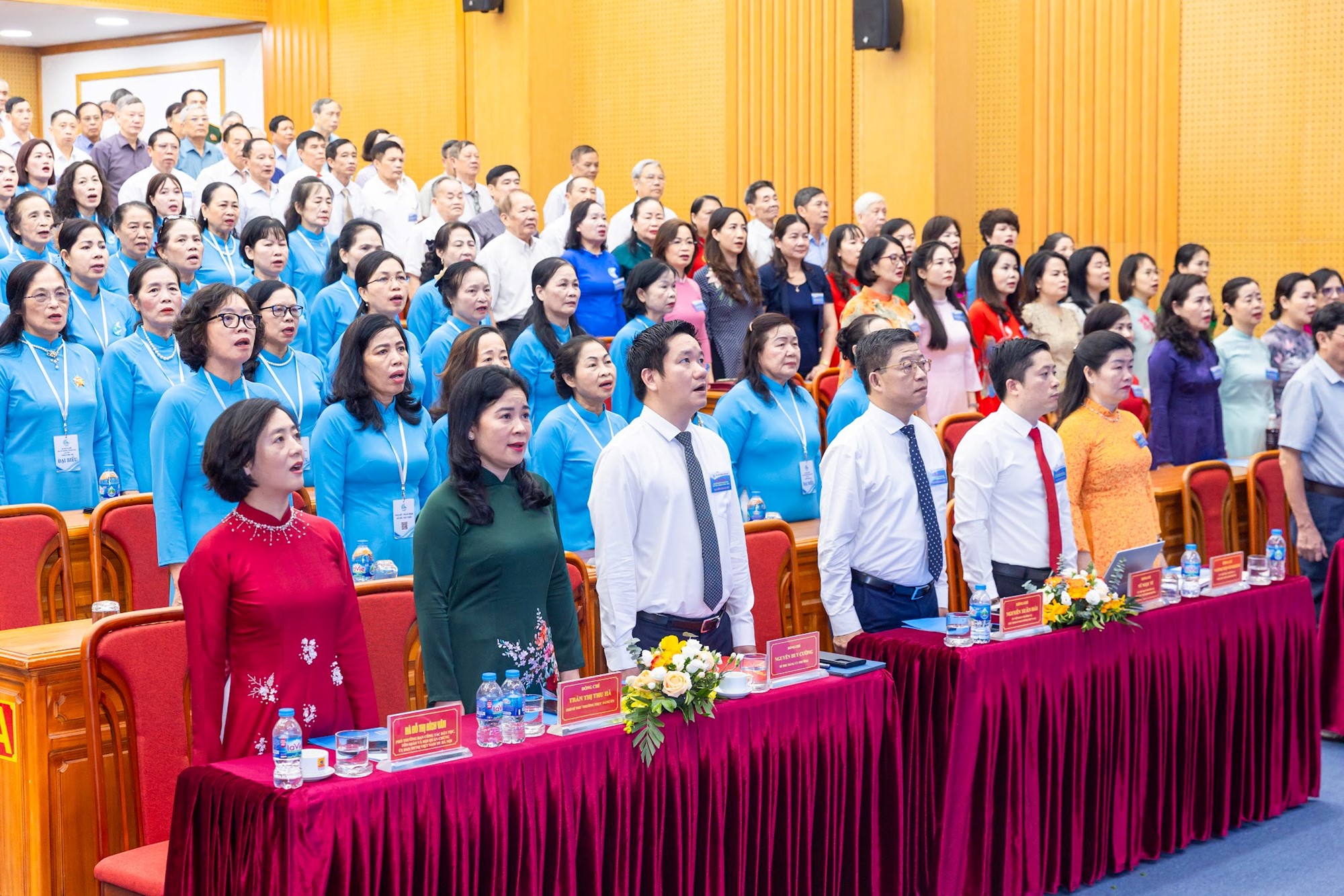 Phụ nữ Thanh Xuân thanh lịch, trí tuệ, sáng tạo, bản lĩnh - ảnh 1
