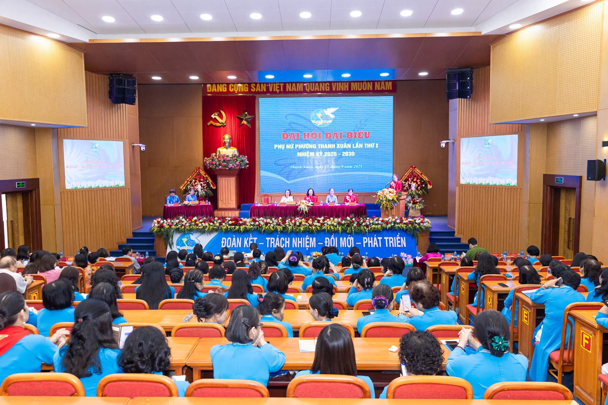 Phụ nữ Thanh Xuân thanh lịch, trí tuệ, sáng tạo, bản lĩnh - ảnh 5