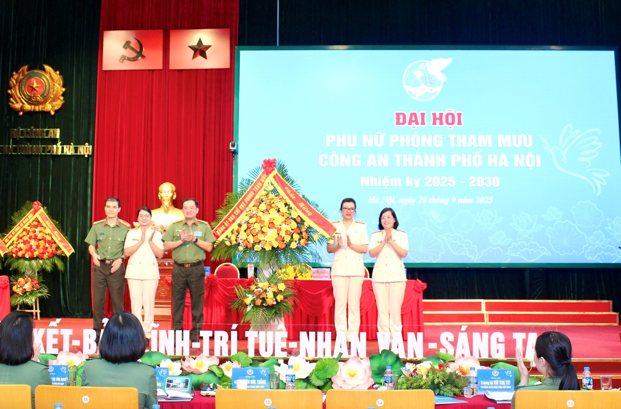 Đoàn kết, kỷ cương, sáng tạo, hoàn thành xuất sắc nhiệm vụ chuyên môn - ảnh 5