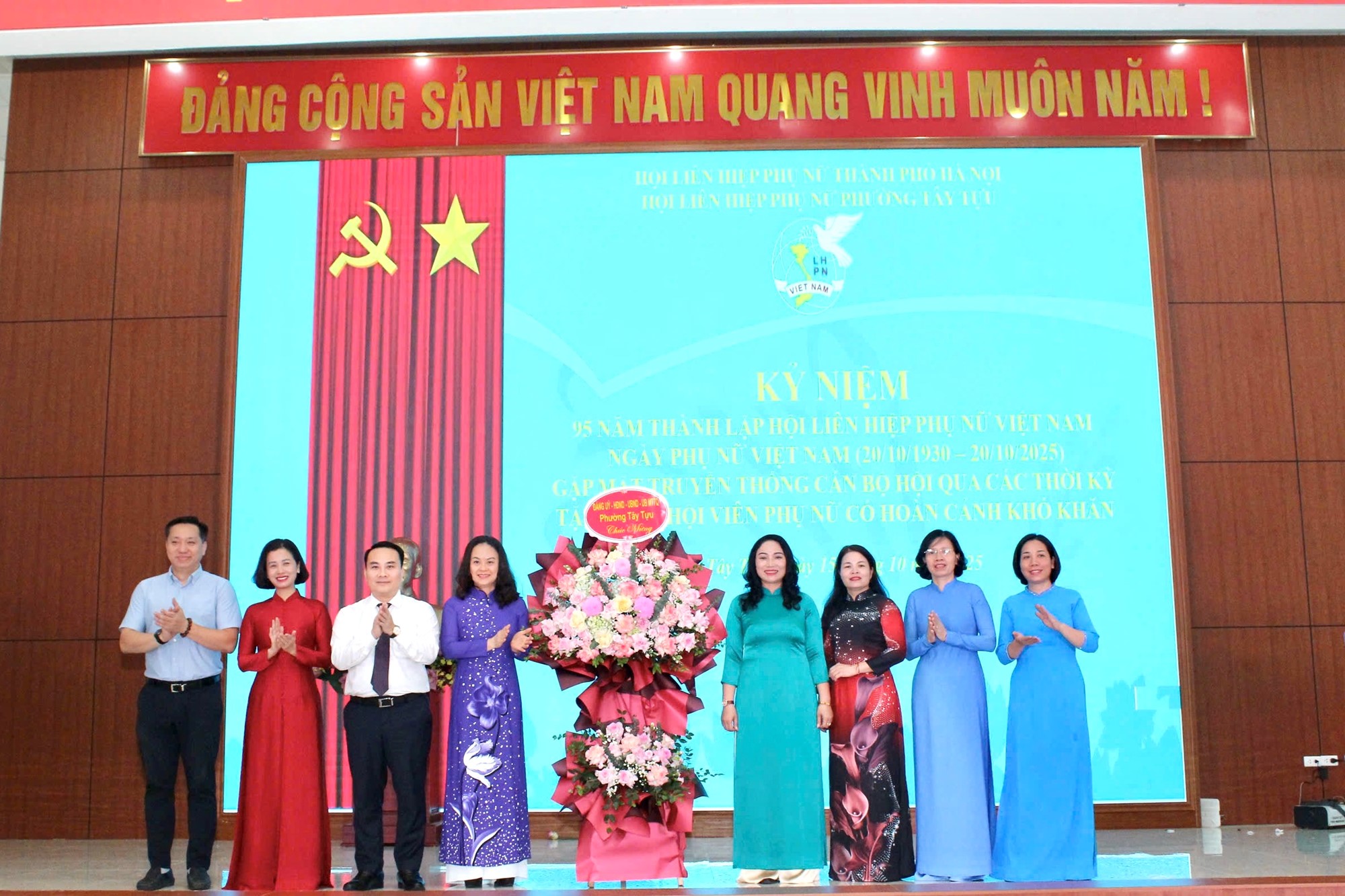 Sôi nổi hội thi dân vũ “Phụ nữ Tây Tựu khoẻ - đẹp - năng động” - ảnh 4