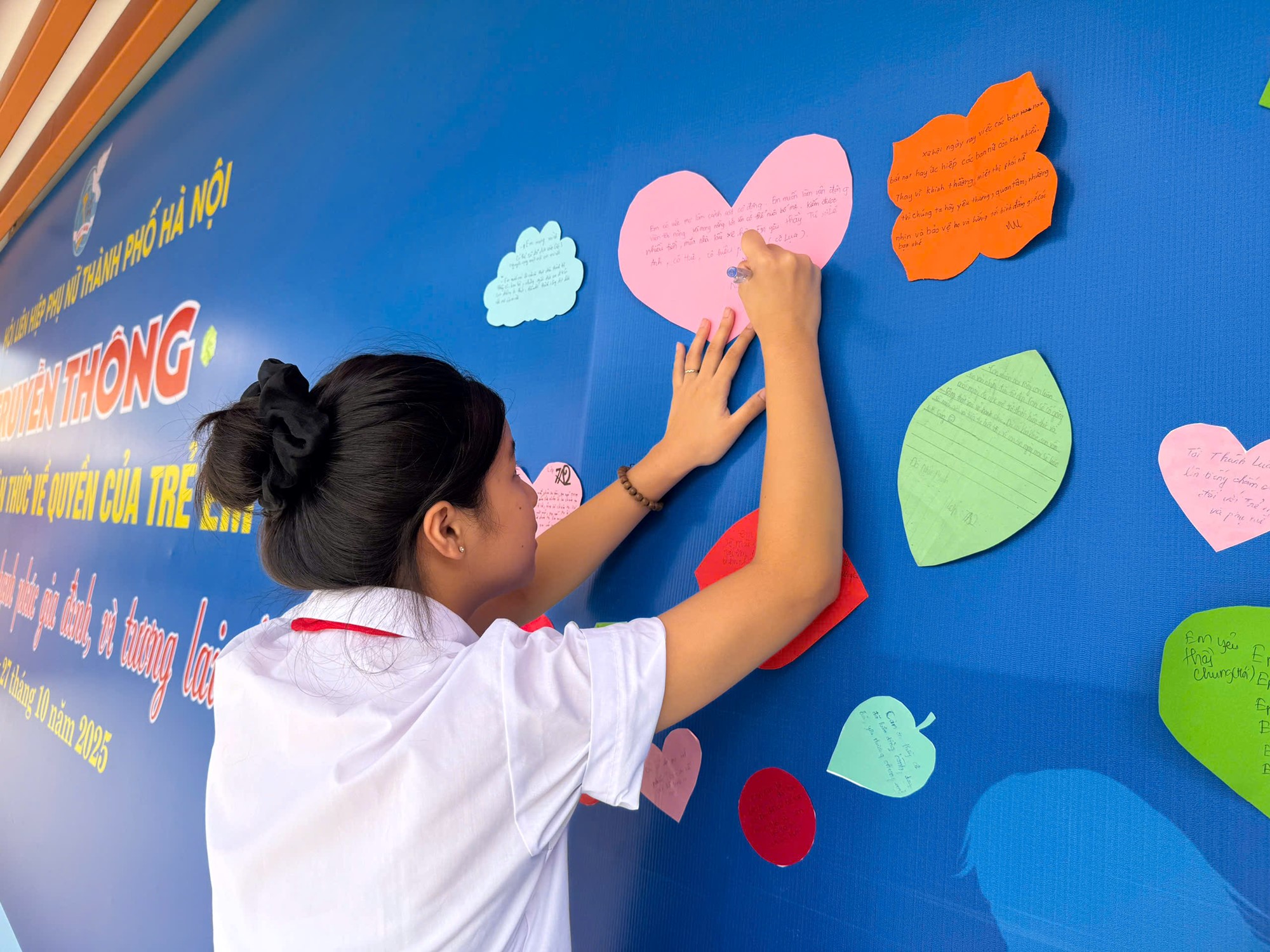 Hội LHPN Hà Nội truyền thông nâng cao nhận thức về quyền của trẻ em gái - ảnh 18