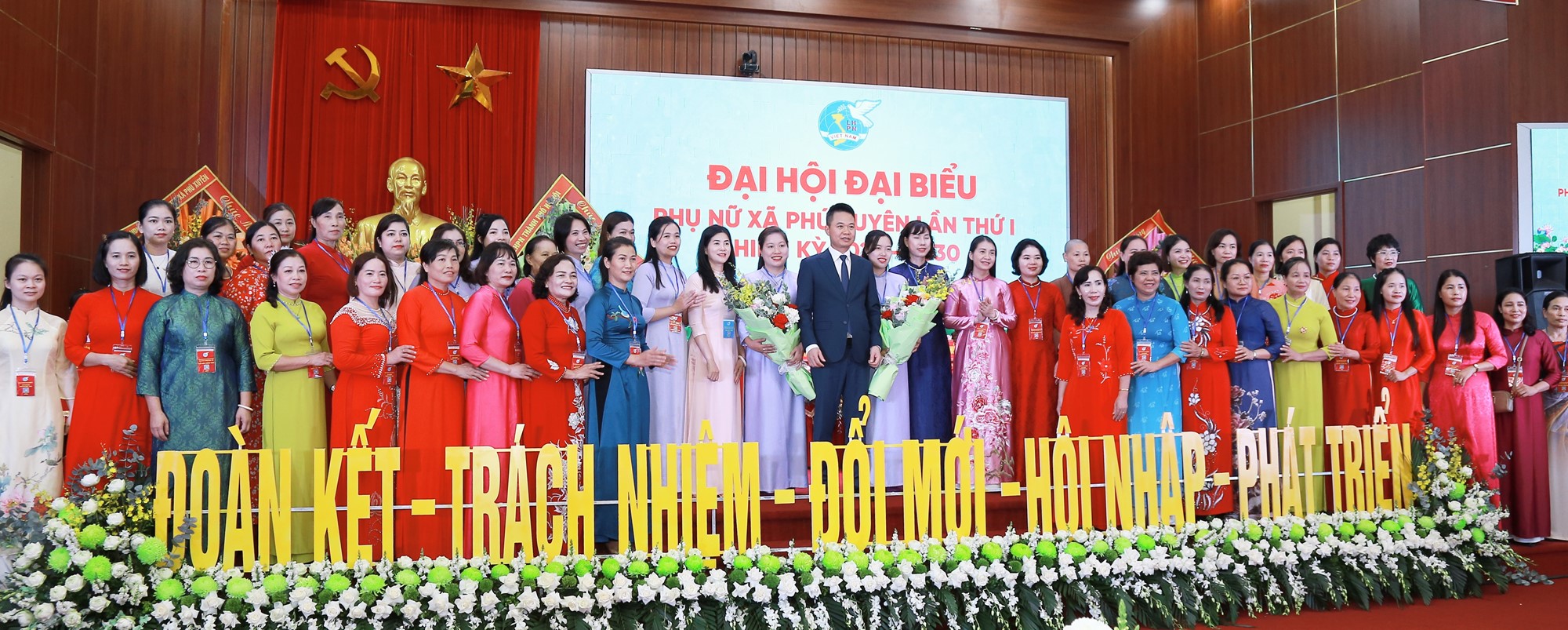 Đại hội đại biểu Phụ nữ xã Phú Xuyên: Đoàn kết, đổi mới, chuyển mình mạnh mẽ trong kỷ nguyên số - ảnh 8