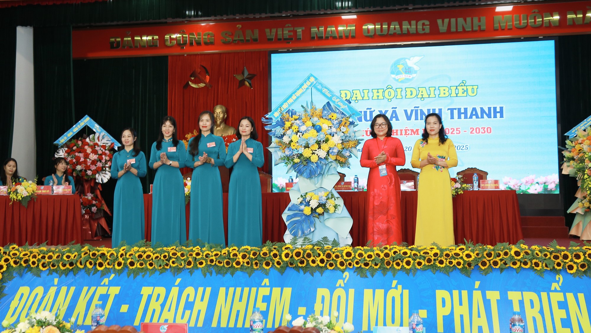 Xây dựng người phụ nữ phát triển toàn diện, chủ động hội nhập trong kỷ nguyên mới - ảnh 5