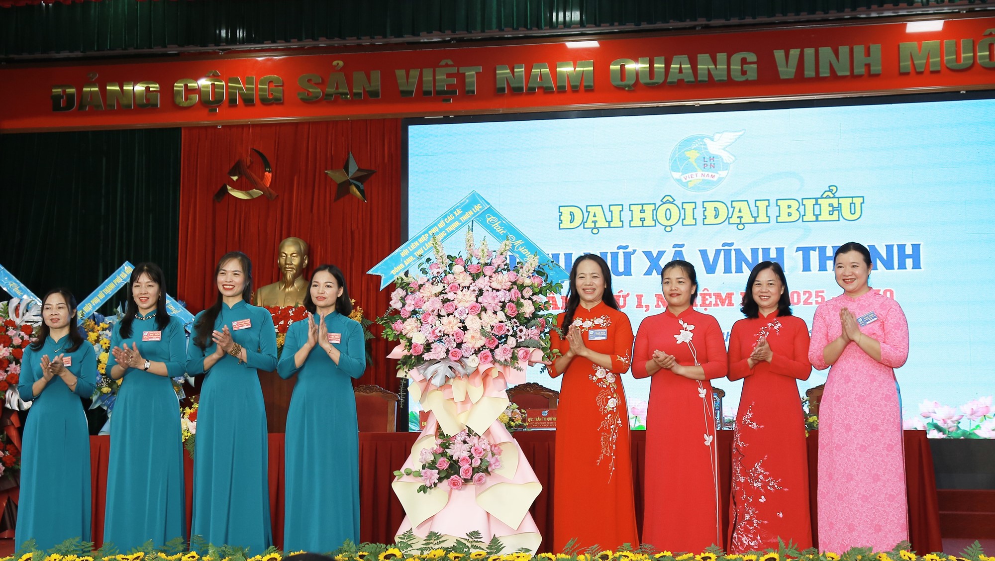 Xây dựng người phụ nữ phát triển toàn diện, chủ động hội nhập trong kỷ nguyên mới - ảnh 8