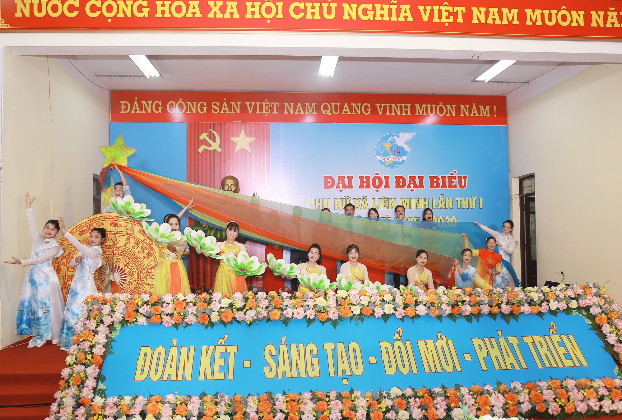 Đại hội phụ nữ xã Liên Minh: Tỏa sáng truyền thống Ba đảm đang - ảnh 10
