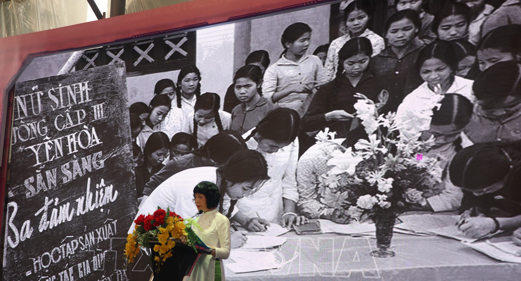 Sôi nổi Festival “Phụ nữ Hoàn Kiếm Tài năng - Thanh lịch” năm 2025 - ảnh 3