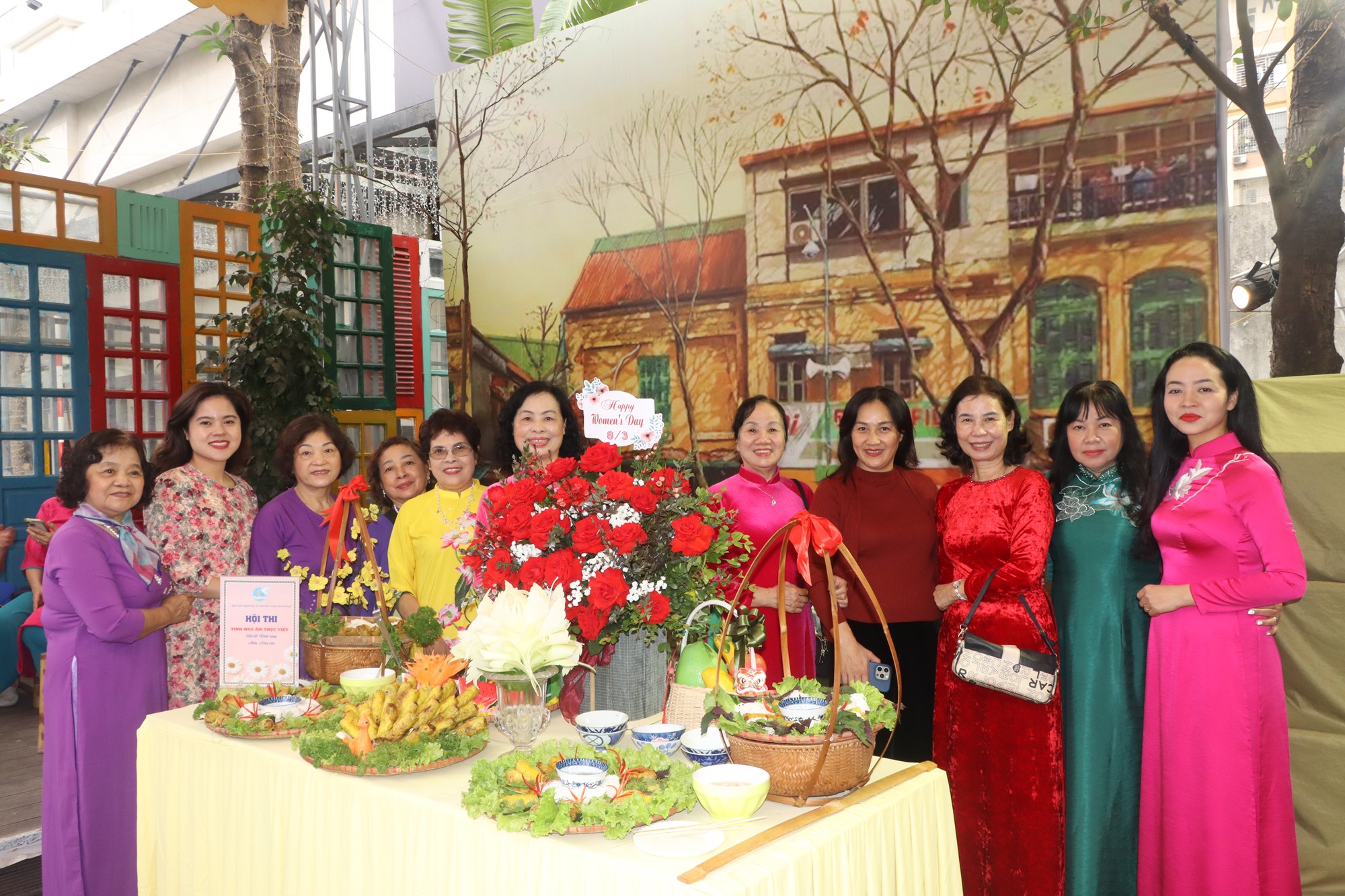 Sôi nổi Festival “Phụ nữ Hoàn Kiếm Tài năng - Thanh lịch” năm 2025 - ảnh 10