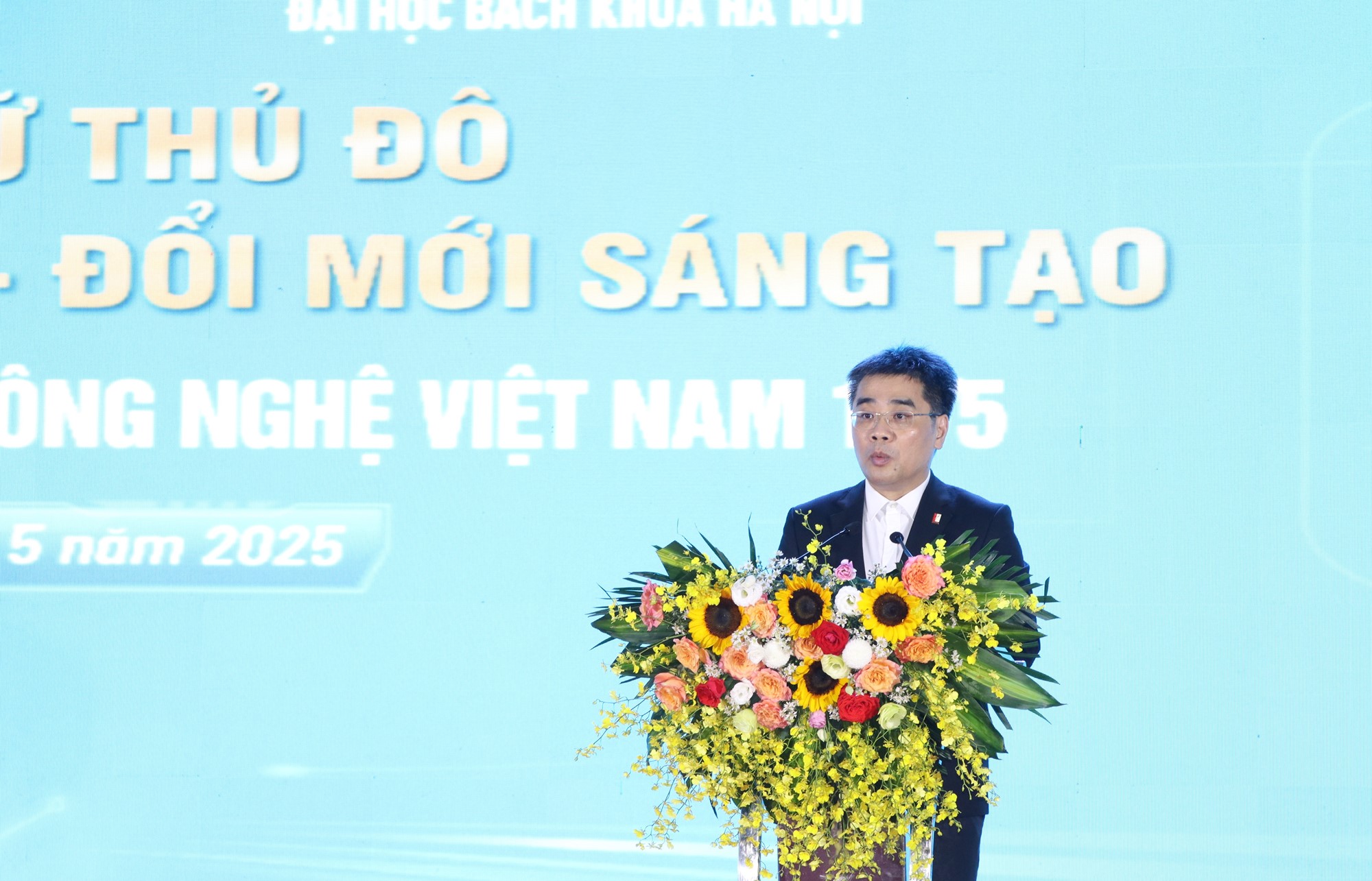 Khai mạc Ngày Phụ nữ Thủ đô ứng dụng công nghệ và đổi mới sáng tạo năm 2025 - ảnh 6