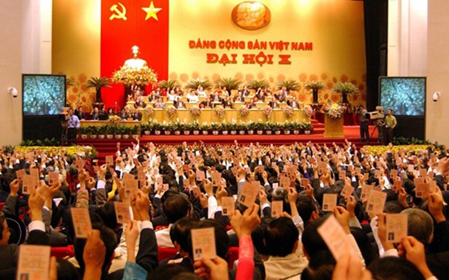 Đại hội đại biểu toàn quốc lần thứ X của Đảng diễn ra từ ngày 18 đến 25/4/2006 tại Hà Nội.(Ảnh: Báo điện tử Nhân dân)