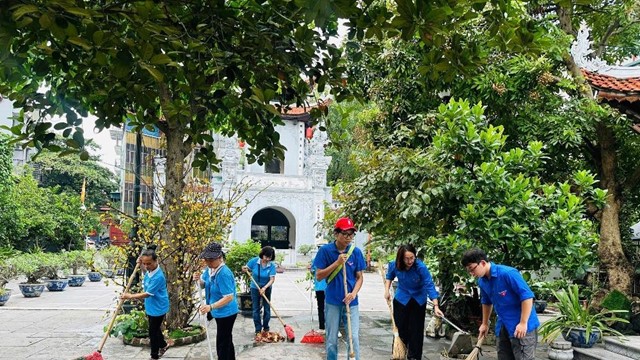 Hội LHPN phường Hai Bà Trưng tri ân người có công với cách mạng