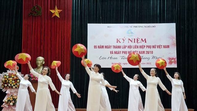 Hội LHPN phường Nghĩa Đô tổ chức kỷ niệm ngày Phụ nữ  Việt Nam 20/10