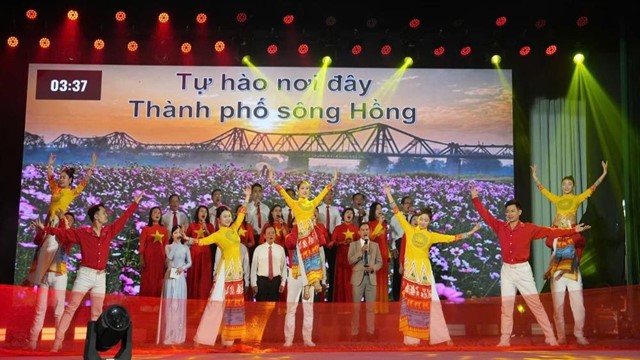 Lan tỏa phong trào thôn, tổ dân phố văn hóa tiêu biểu