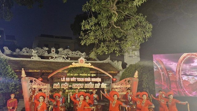  Ra mắt tour trải nghiệm “Hà Nội - chạm miền ký ức“