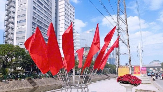 Phường Vĩnh Tuy đẩy mạnh tuyên truyền chào mừng Đại hội Đại biểu toàn quốc lần thứ XIV của Đảng