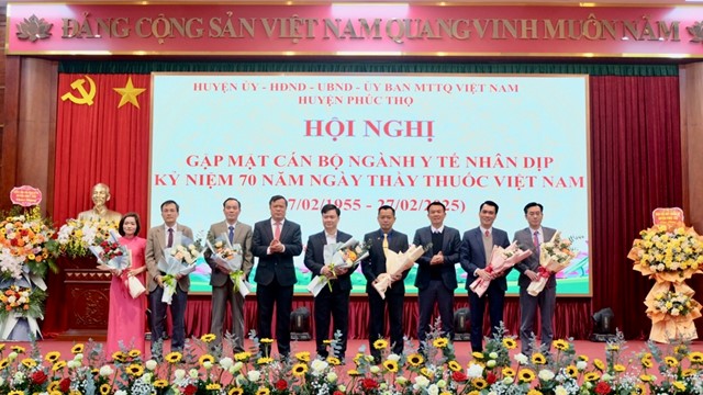 Huyện Phúc Thọ đẩy mạnh chuyển đổi số trong chăm sóc sức khoẻ nhân dân