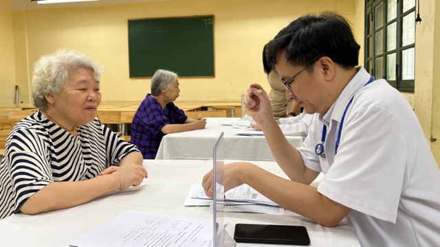 Tri ân các thế hệ thầy cô