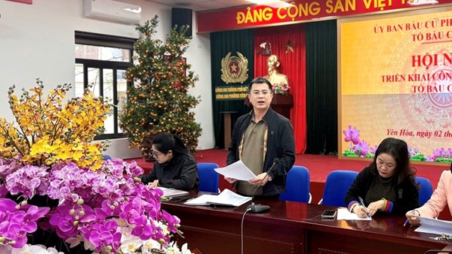 Ban Bầu cử số 2 Ủy ban Bầu cử phường Yên Hòa họp triển khai công tác bầu cử