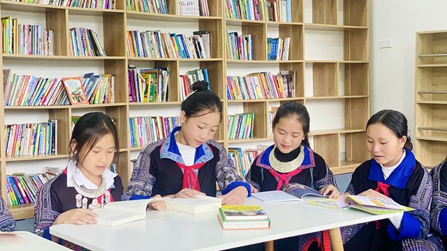 Nhiều điểm mới trong quy định về tiêu chuẩn, biên soạn, thẩm định tài liệu giáo dục địa phương