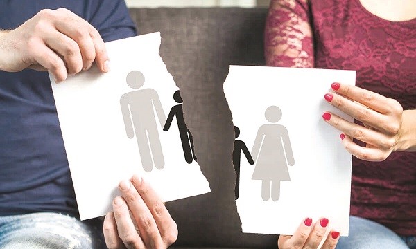 Sau ly hôn liệu có thể làm bạn?