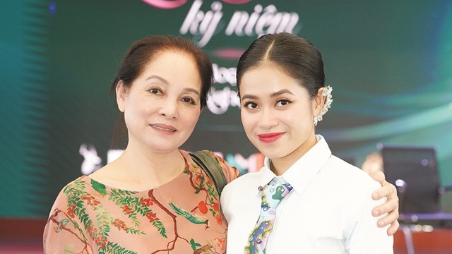 Trọn vẹn đam mê trong màu áo lính