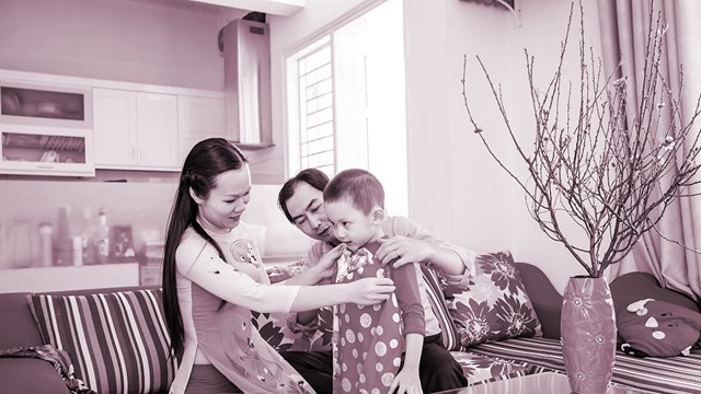Cùng con đón Tết nhàn tênh